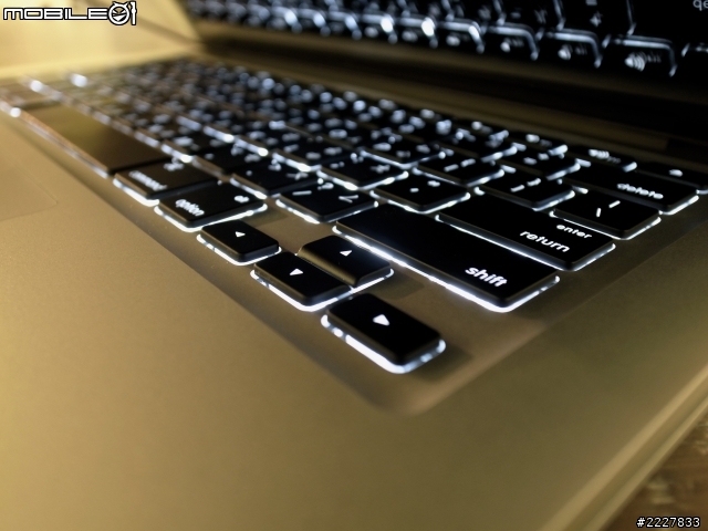 13吋 MBP 開箱分享！太開心了在台中金典買到近9折的電腦（圖多）