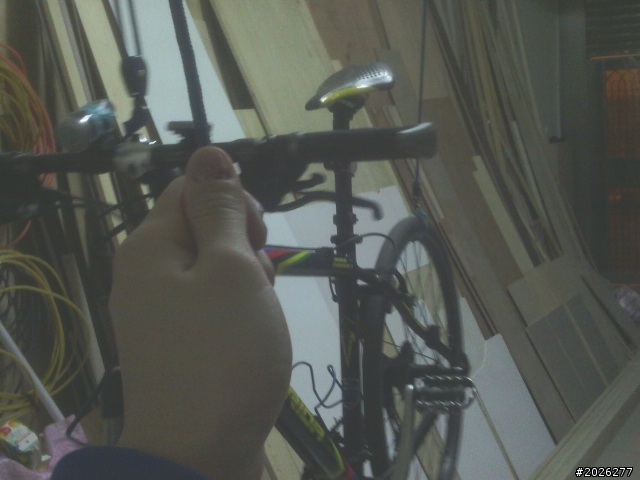 洗衣架變身單車架!!??
