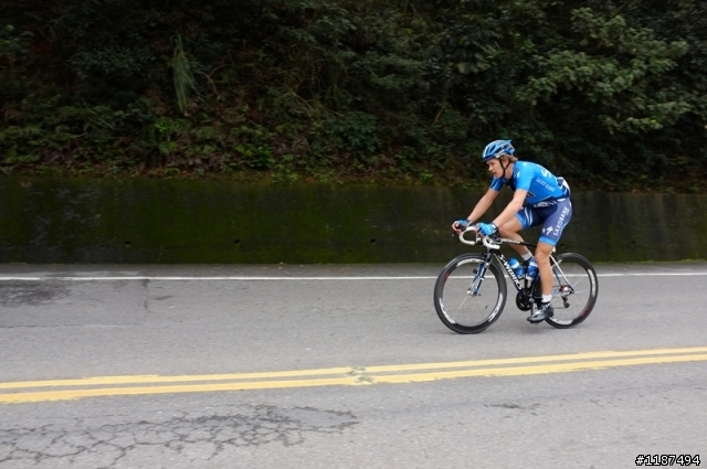 2012 環台賽-桃園站 乳姑山登山點前1公里
