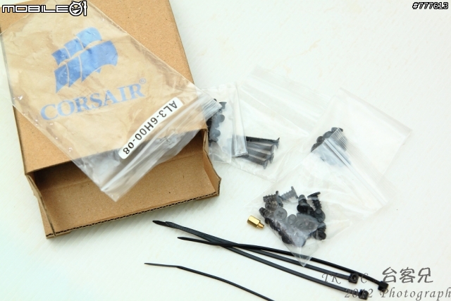 Corsair入門Gaming Case 300R簡單輕鬆看