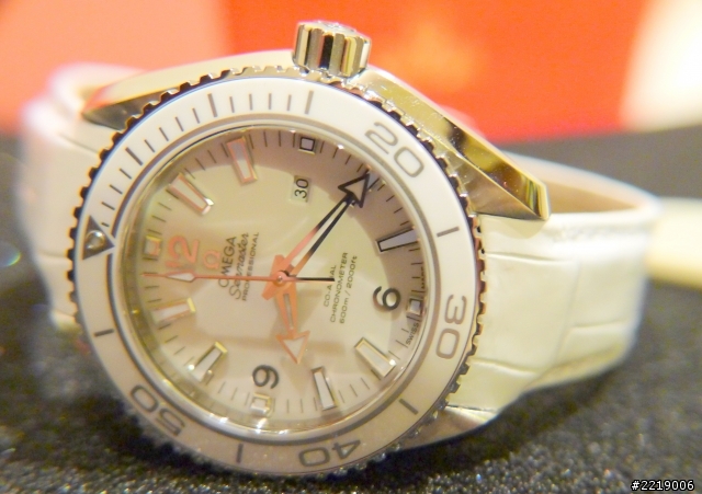 有良心的老公~OMEGA Seamaster Planet-ocean CO-AXIAL WHITE