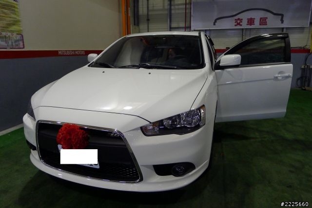 Lancer i/o 鯊魚頭超不專業搶頭香開箱文