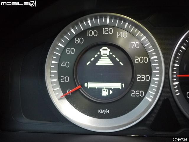  今年換的XC60 D5 正2012 旗艦版