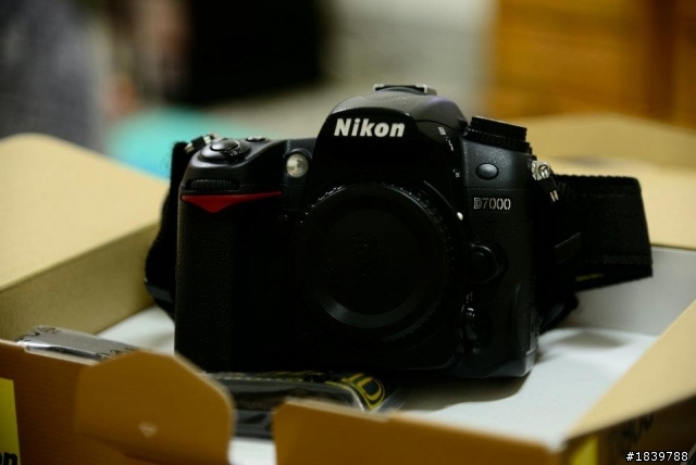 趕上開箱潮~D800 GET!