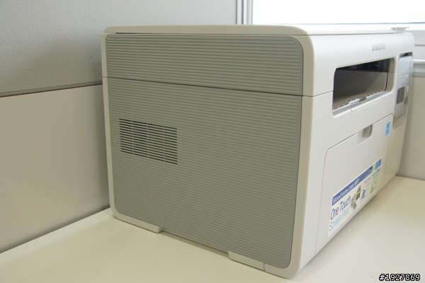 體積小美型兼顧性價比事務機 ~ SAMSUNG SCX-3405雷射白斬雞！