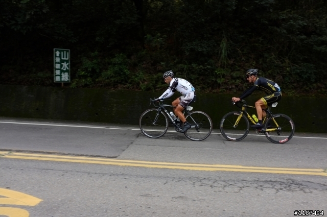 2012 環台賽-桃園站 乳姑山登山點前1公里