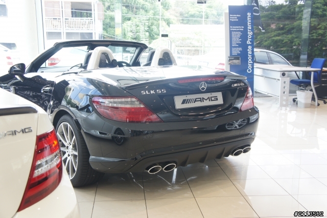 -01首發- The New Mercedes-Benz R172 SLK 55 AMG
