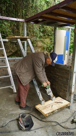 DIY簡單蓋鋼構木屋