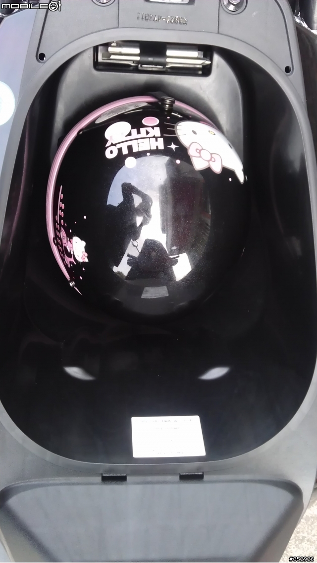 (開箱)BWS X 125趁還沒有動到，先來一發