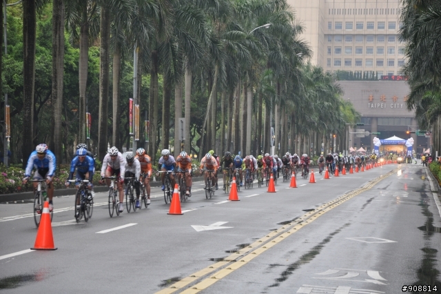 2012 自行車環台賽 第一站 台北市站 看熱鬧