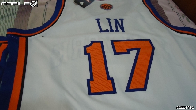 分享開箱：尼克隊 林書豪 Jeremy Lin #17 球衣 Swingman(球迷版)
