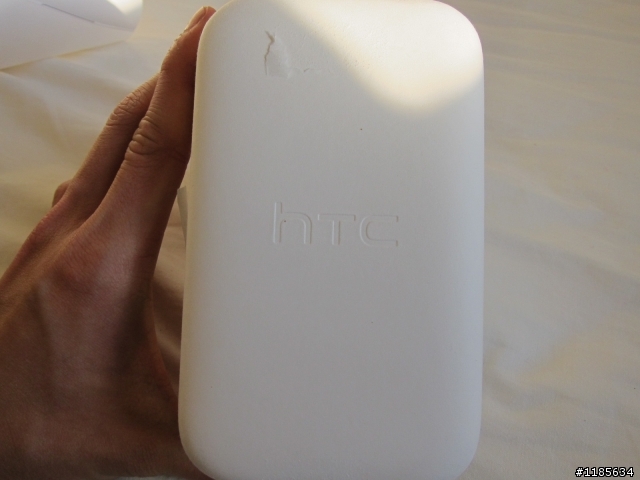 [澳洲] HTC One X 開箱 （疑似淺黃斑又出現）