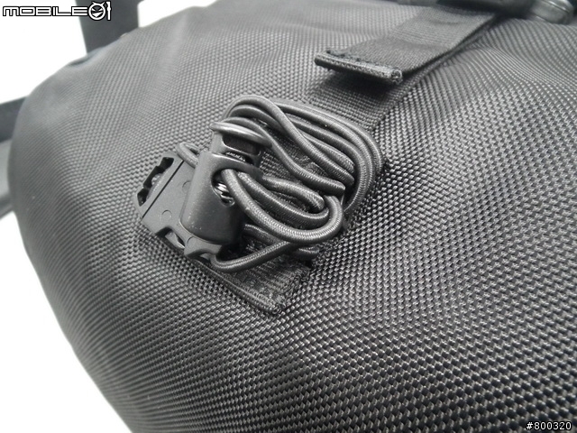 [開箱] 帶大腳架旅遊Lowepro CompuRover AW 羅普 電腦羅孚客 相機後背包