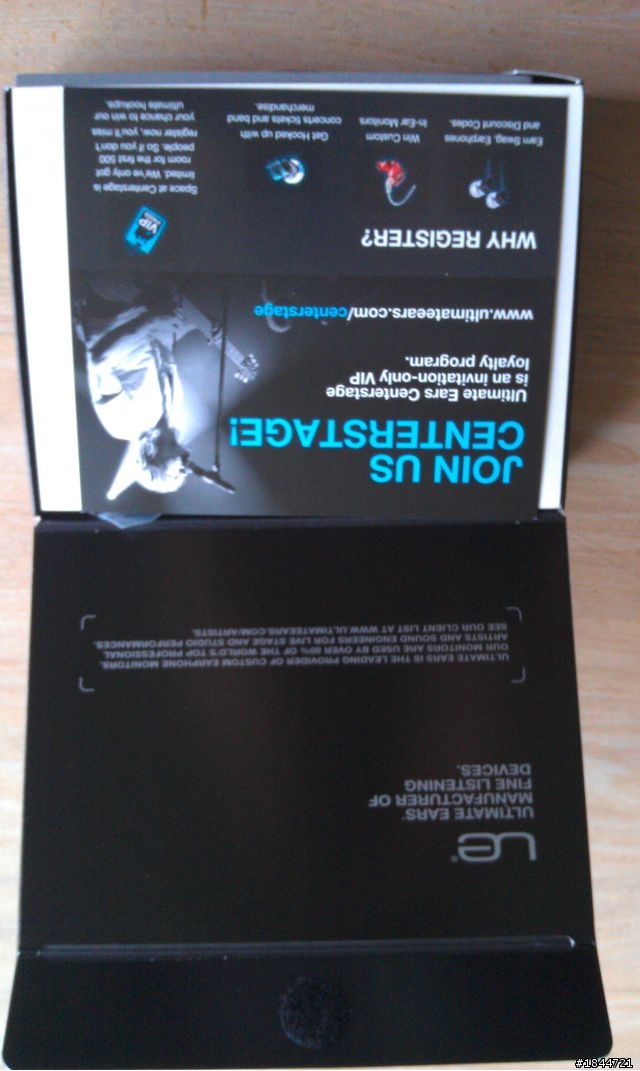 简单开箱『多圖』----Ultimate Ears triplefi10