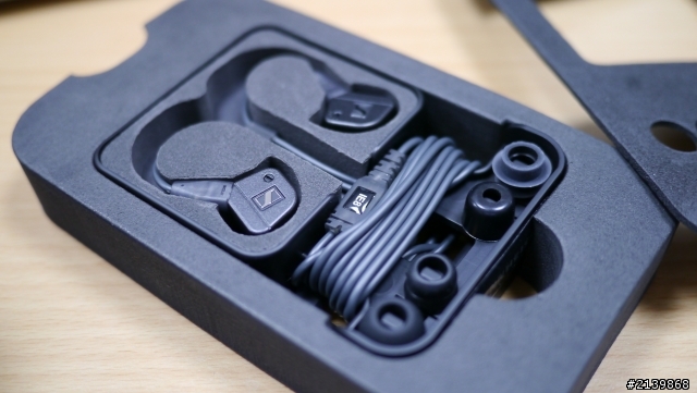 [開箱] SENNHEISER IE8