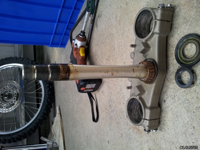 YZ250F 前叉三角台保養更換培林