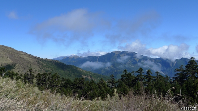 《白色的奇萊，湧動的雲瀑》0~3275M 的悸動，中橫東進。