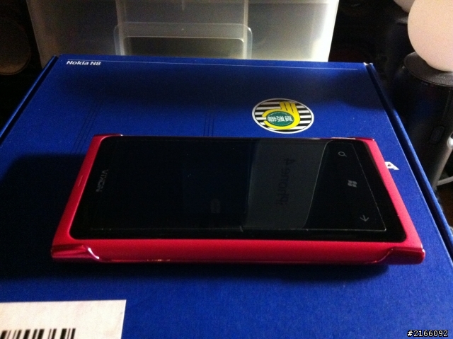 （分享）N8硬殼（橘）LUMIA 800硬殼（洋紅）