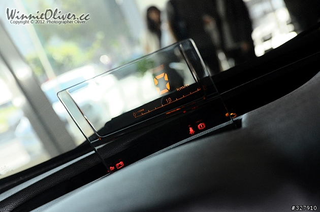 【記錄】LUXGEN 5 Sedan 高雄賞車會，多角度呈現（圖很多，#2 新增實車寫真、#6試做S5專屬桌布）