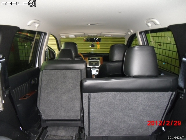 LIVINA 1.8B 大銀娜 簡易開箱 及安裝倒車輔助鏡 分享