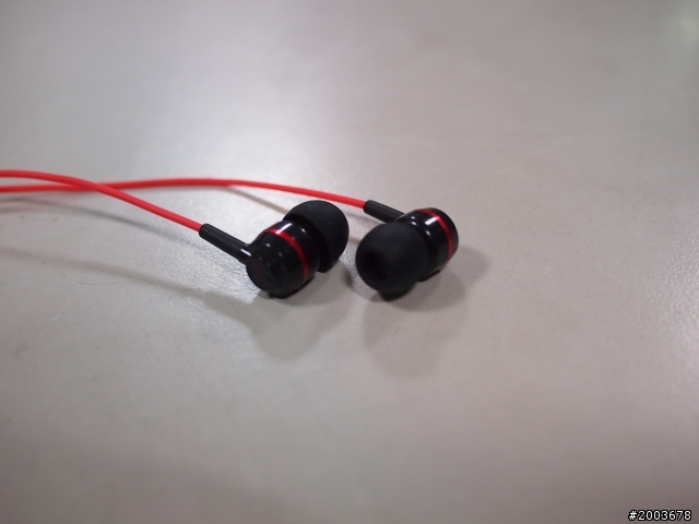 EarsQuake SHA v.s SoundMAGIC ES18【0.5K耳機大PK】