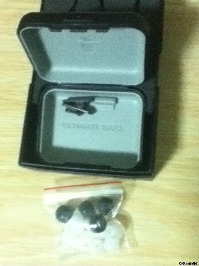 Ultimate Ears 600vi 傷眼開箱文