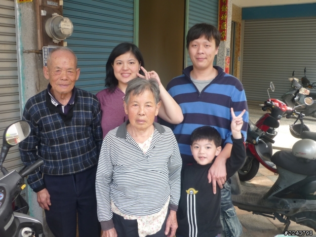 麻煩修圖高手幫幫忙