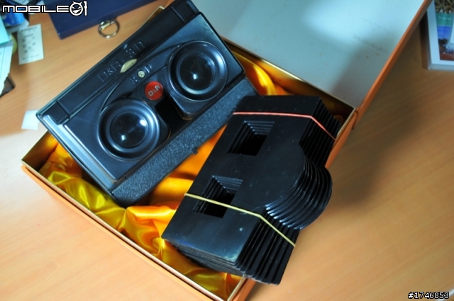 [開箱]D&R 3D立體相片觀片器