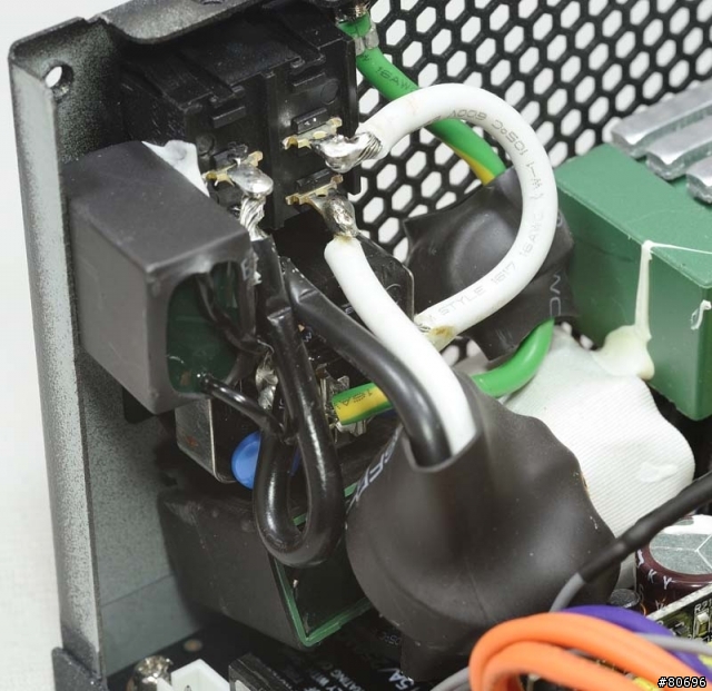 Cooler Master Silent Pro Hybrid 1300W模組化電源供應器簡介及測試