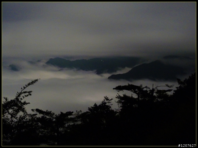 2012.04.01_機車△_阿里山櫻花、雲海、日出