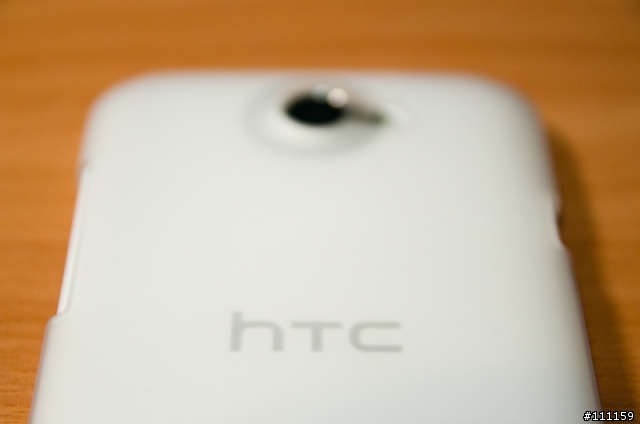 HTC One X 保護殻小開箱