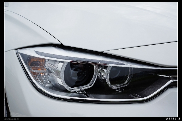 BMW 320d Sport line F30 開箱與分享[4/8更新 平均油耗 19.7 Km/L]