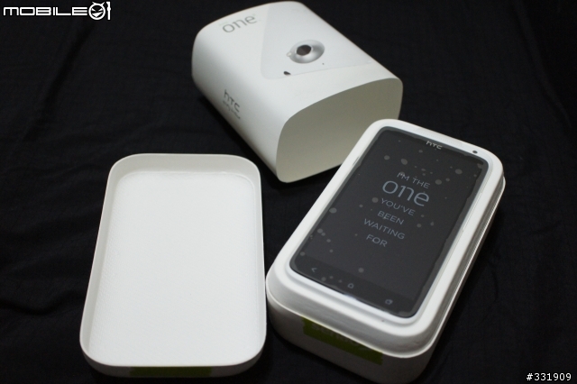[2012/5/21更新*HTC第三次OTA*]中華電信HTC ONE X一般版開箱~4/7開箱