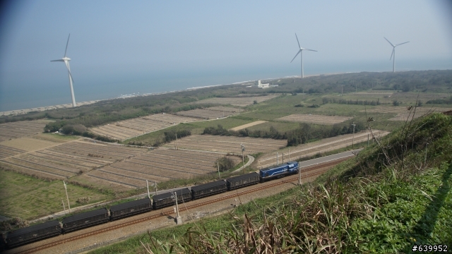 單車男的首次機車環島11日-內有肉男照片,慎入