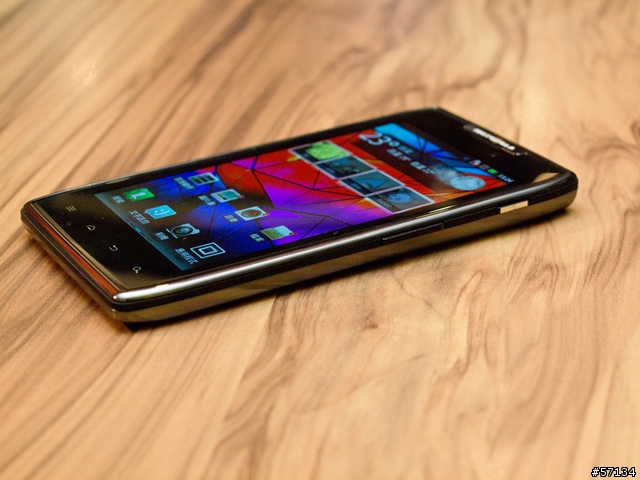 [圖多] MOTOLORA RAZR MAXX 體驗會