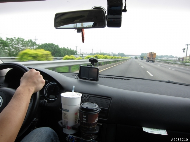 高速油耗測試 Volkswagen Bora 1.6 4AT 330km油耗測試