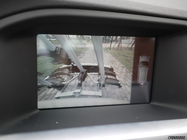 [update]超多圖不專業開箱 等待已久的VOLVO V60入手 腳踏車架上身 左撇子曝光