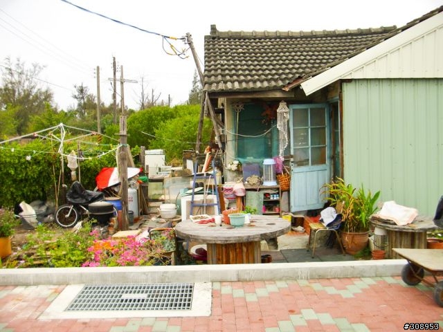 BENQ 相機 2000 俱樂部 - 照片大樓 ( 歡迎價格 2000 元以下的 BENQ 相機來蓋照片大樓喔 ! )