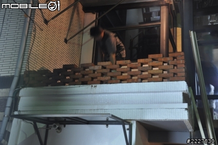 兄弟施工VS兩光設計師 (當小蝦米遇到大白鯊),自己DIY強力收尾中(工作風)