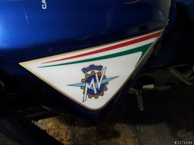 爸爸的兒童節禮物——MV AGUSTA BRUTALE 910 italia 世界限量版