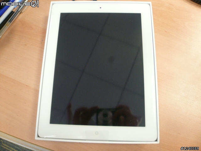 我也要開箱~日本來的new iPad 32G ,我把她取名叫小白