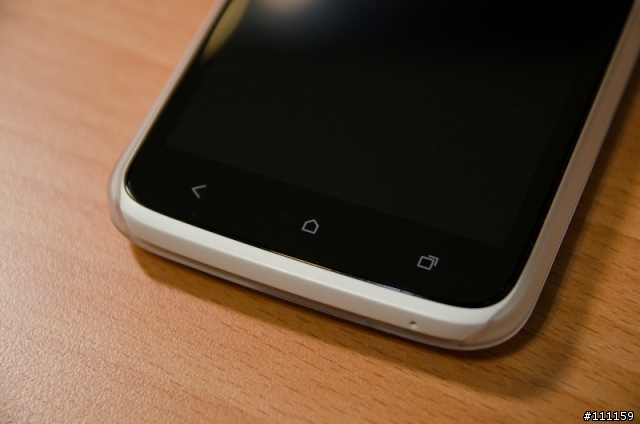 HTC One X 保護殻小開箱