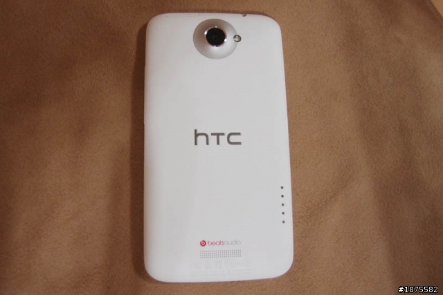 第一支htc手機 one x~