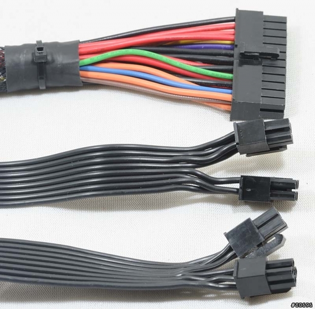 Cooler Master Silent Pro Hybrid 1300W模組化電源供應器簡介及測試