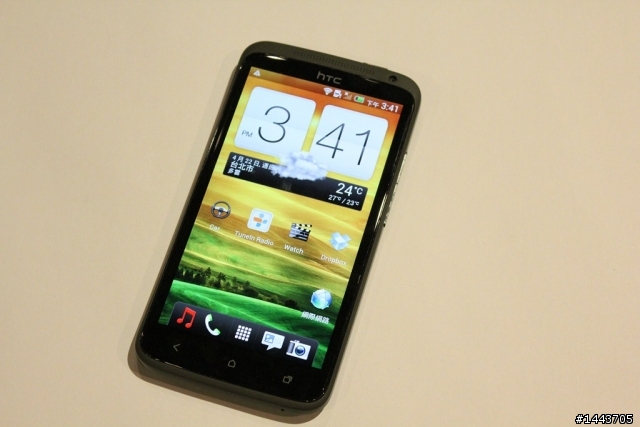 (新增福利社)× ×【體驗會分享】HTC ONE X 體驗會——掀起手機相機革命潮，實測潔白機背做筆記好方便 × ×