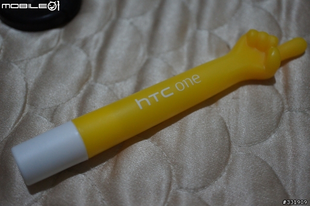[2012/5/21更新*HTC第三次OTA*]中華電信HTC ONE X一般版開箱~4/7開箱