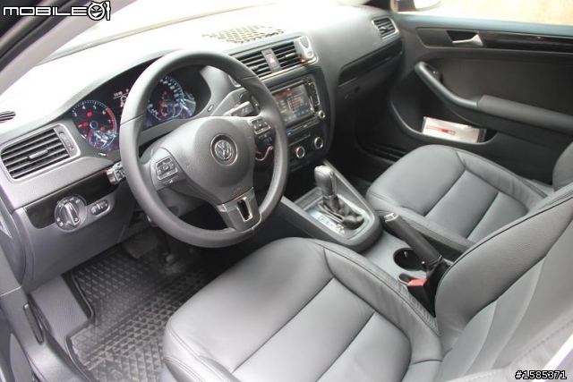 久等了!2012 New Jetta 1.4 TSI 不專業開箱文(白天版)