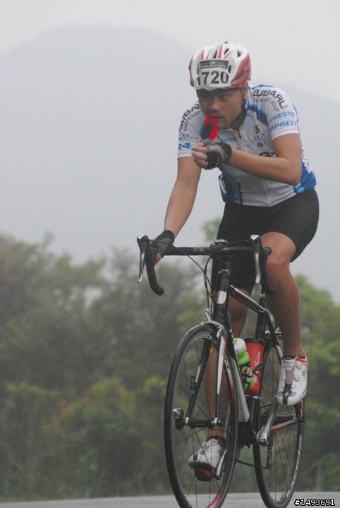 決戰大屯山賽事舉辦美女選秀竟然沒先通知(三千張已上傳)