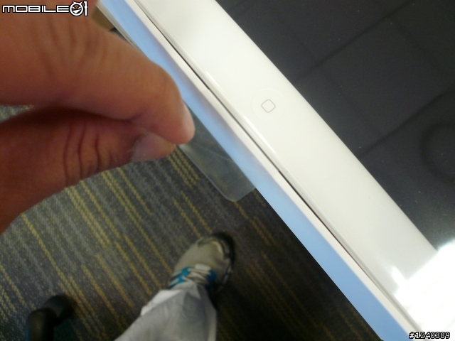 我也要開箱~日本來的new iPad 32G ,我把她取名叫小白