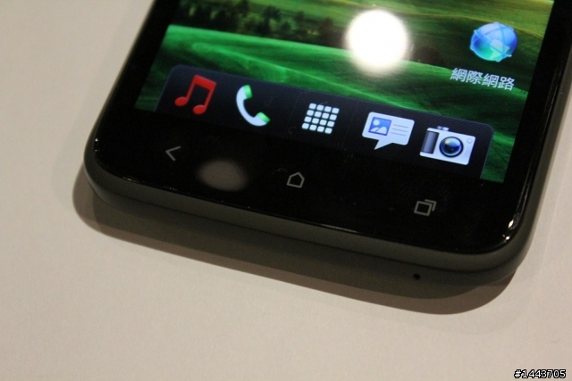 (新增福利社)× ×【體驗會分享】HTC ONE X 體驗會——掀起手機相機革命潮，實測潔白機背做筆記好方便 × ×